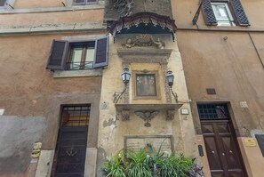 Façana frontal de l'allotjament