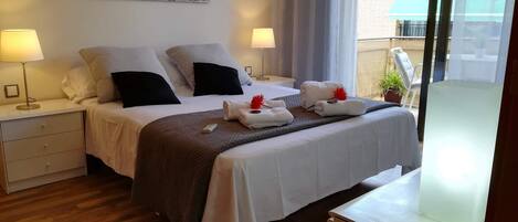 4 chambres, fer et planche à repasser, accès Internet, draps fournis