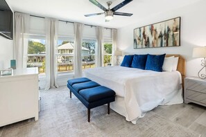 4 bedrooms, iron/ironing board, free WiFi