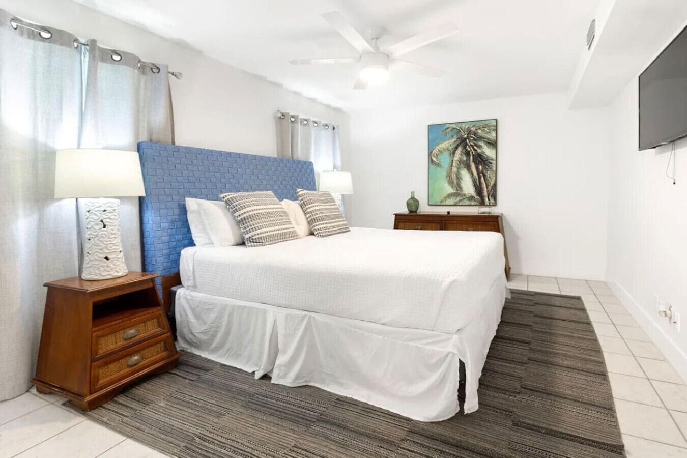 1 slaapkamer, een strijkplank/strijkijzer, gratis wifi, beddengoed