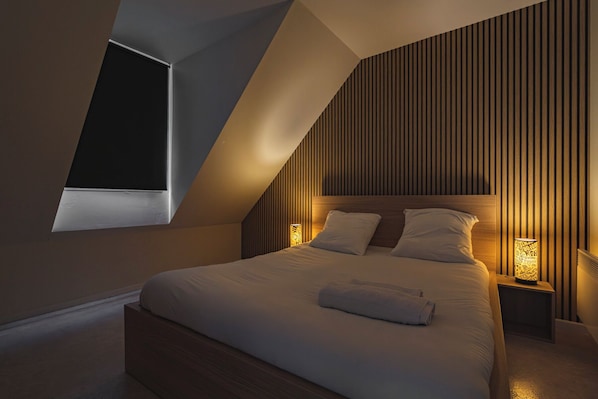 6 bedrooms, iron/ironing board, Internet, bed sheets - Maison Harmonie, 6 bedrooms, private parking. (Cormontreuil)