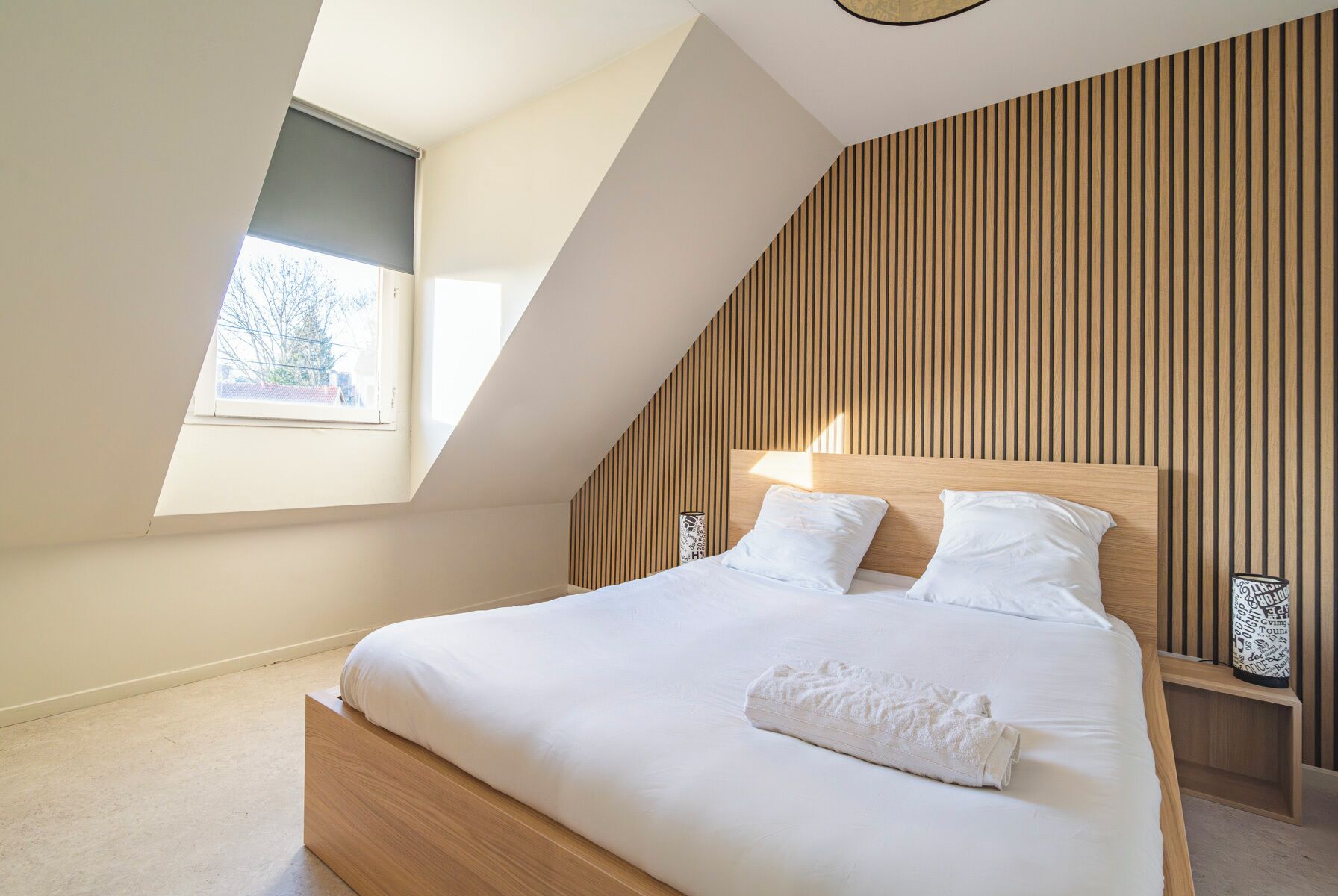 6 habitaciones, tabla de planchar con plancha, internet y ropa de cama 