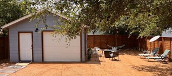 Retro Cowboy Villa in the Heart of Austin