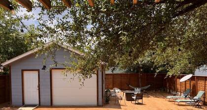 Retro Cowboy Villa in the Heart of Austin