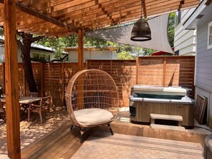Terrace/patio - Retro Cowboy Villa in the Heart of Austin (Austin)