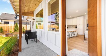 Peaceful 3-bedroom house charming Puyallup by the Foothills Trail and Farm 12