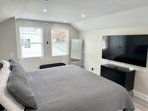 3 chambres, fer et planche à repasser, Wi-Fi, draps fournis