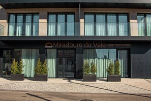 Front of property - Miradouro do Vale (Fátima)