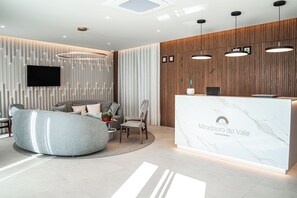 Lobby - Miradouro do Vale (Fátima)