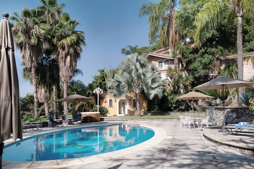 ANANA Rancho San Rafael | Master BD & Lake views