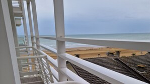 Beach/ocean view