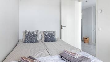 Superior Apartment | Iron/ironing board, free WiFi