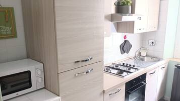 Mikrowelle, Ofen, Herdplatte