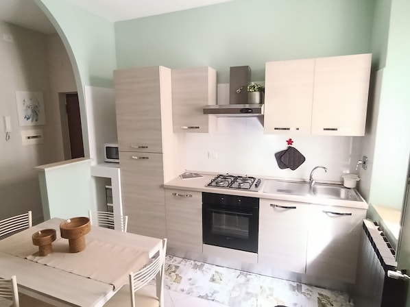 Microwave, oven, stovetop