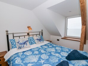 Cottage | 2 bedrooms, individually decorated, individually furnished, free WiFi - Awel Deg, Tresaith (Cardigan)