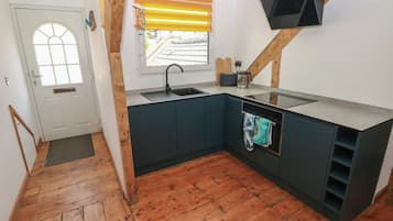 Cottage | Interior