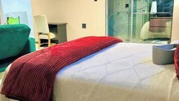 2 habitaciones, tabla de planchar con plancha y acceso a internet