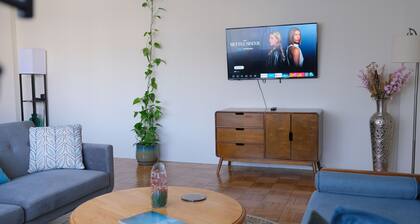 Spacious 2-bedroom in the miracle mile