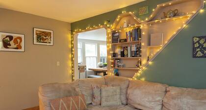 Secret Garden in the south end, amazing location!