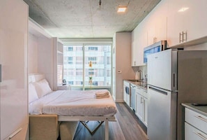 1 chambre, fer et planche à repasser, Wi-Fi, draps fournis