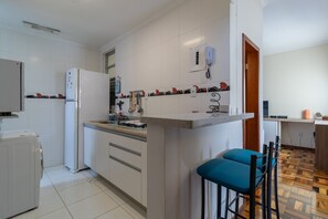 Private kitchen - Apart Great Location Center of Floripa Ely0201 (Florianópolis)
