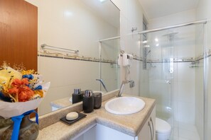 Bathroom - Apart Great Location Center of Floripa Ely0201 (Florianópolis)