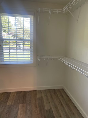 Interior - 2-bedroom house in charming Thomasville w/ small, fenced area & covered parking. (Thomasville)