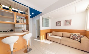 Living area - Beautiful Apart 5 min Jurere Open Shopping Emr302 (Florianópolis)
