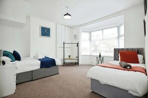 5 bedrooms, Internet