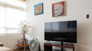 Interior - Vive Oaxaca: Secure Parking and Space for Groups (Oaxaca de Juárez)