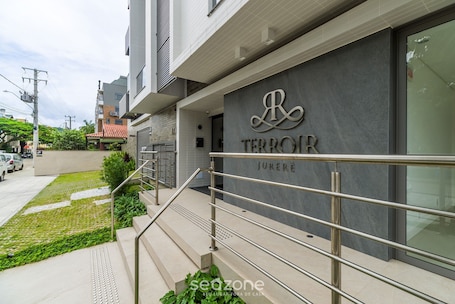 Detalle exterior. Apartment With Barbecue 280m From Ert0210 Beach