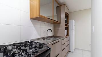 Basic Apartment | Private kitchen