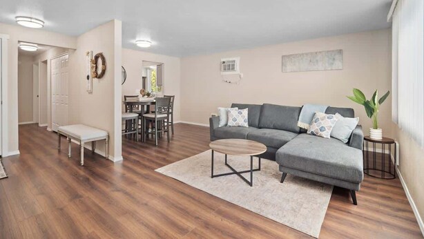 Unclassified image, 1 of 22, button - *2bed/1bath, shopping, parking! (Spokane)