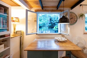 Interior - Apartment 'L'océan' with Wi-Fi (Ciboure)