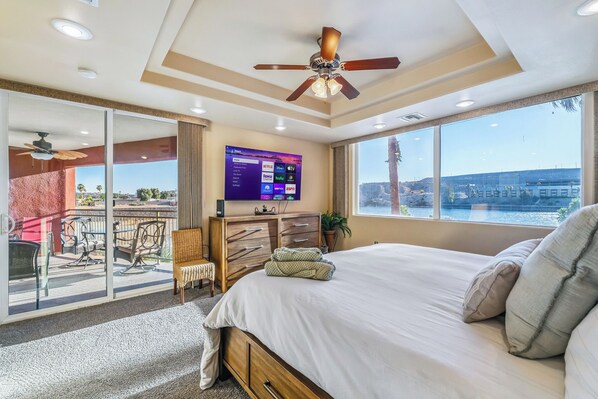 2 slaapkamers, een strijkplank/strijkijzer, wifi, beddengoed