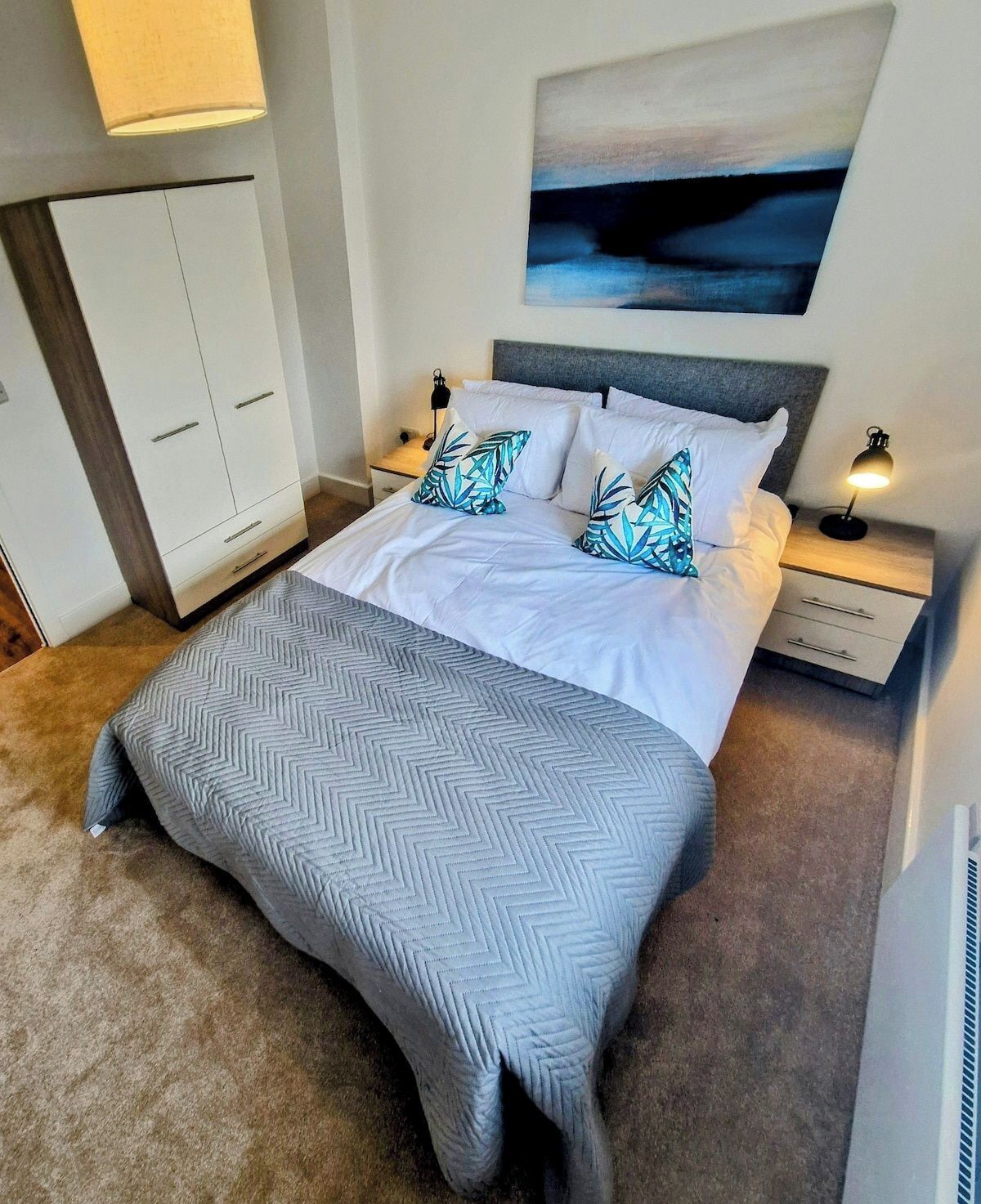 2 bedrooms, Internet, bed sheets