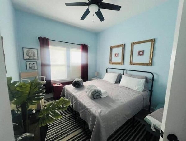 2 bedrooms, free WiFi, bed sheets