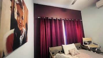 2 quartos, Wi-Fi de cortesia, roupa de cama