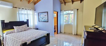 Elegant 10BR Retreat in Cabarete – Whirlpool, Pool, Villa, Studios & Adventure!