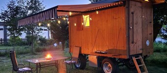 Heated shepherd's cart/construction trailer