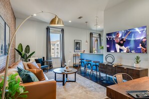 House (1 Bedroom) | Front of property