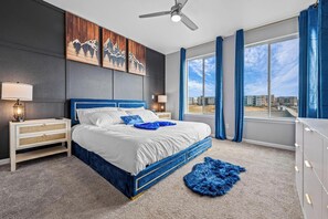 4 bedrooms, iron/ironing board, WiFi, bed sheets