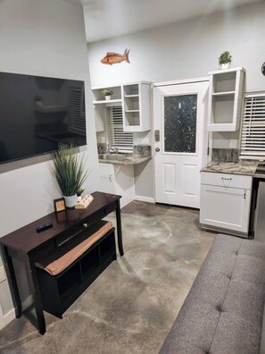 Smart TV, video library