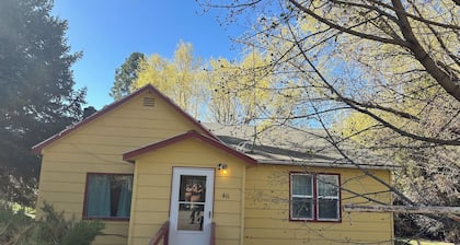 Charming 2+ Bedroom private home