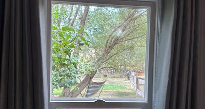 Charming 2+ Bedroom private home