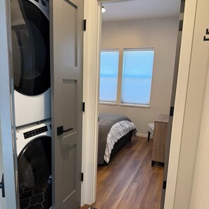 1 bedroom, internet