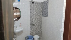 Bruser, håndklæder, Sæbe, Toiletpapir