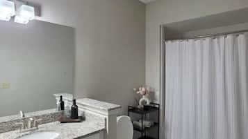 Secador de pelo, jabón