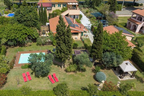 Podere Isabella - Mandarin apartment with large terrace overlooking the sea