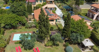 Podere Isabella - Mandarin apartment with large terrace overlooking the sea